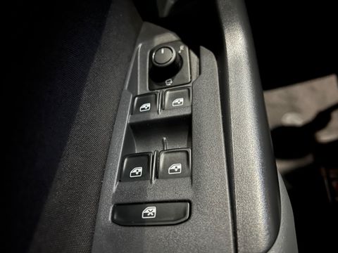 VolksWagen Nivus Highline 1.0 200 TSI Flex Aut.