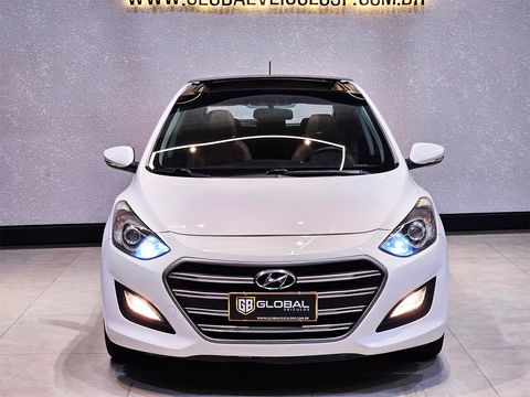 Hyundai i30 1.8 16V Aut. 5p