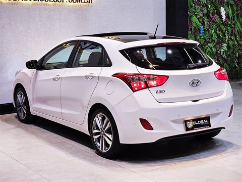 Hyundai i30 1.8 16V Aut. 5p