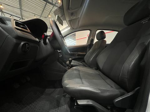 VolksWagen VOYAGE Trendline 1.6 T.Flex 8V 4p