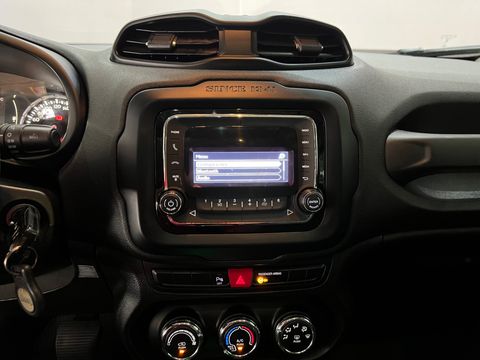 Jeep Renegade Sport 1.8 4x2 Flex 16V Aut.