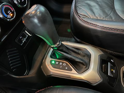 Jeep Renegade Sport 1.8 4x2 Flex 16V Aut.