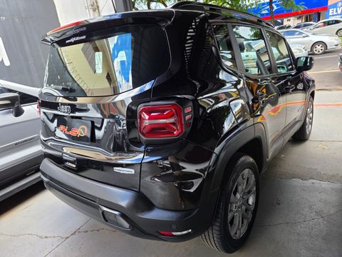 Jeep Renegade Long. T270 1.3 TB 4x2 Flex Aut.