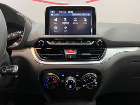 Hyundai HB20S Comfort Plus 1.0 Flex 12V Mec.