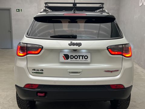 Jeep COMPASS TRAILHAWK 2.0 4x4 Dies. 16V Aut.
