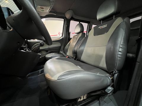 Fiat Doblo Adv/Adv TRYON/LOCKER 1.8 Flex
