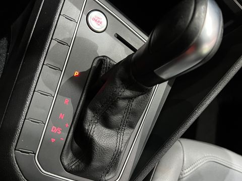 VolksWagen Nivus Highline 1.0 200 TSI Flex Aut.