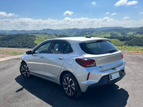 Chevrolet ONIX HATCH PREM. 1.0 12V TB Flex 5p Aut.