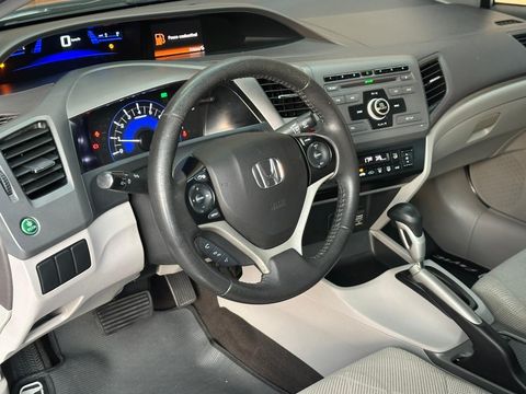 Honda Civic Sedan LXS 1.8/1.8 Flex 16V Aut. 4p