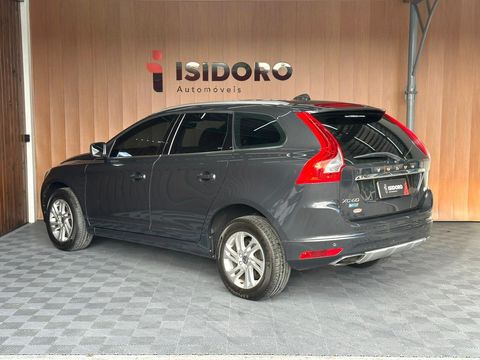 Volvo XC 60 T-5 KINETIC 2.0 245cv FWD 5p