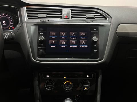 VolksWagen TIGUAN Allspac Comf 250 TSI 1.4 Flex