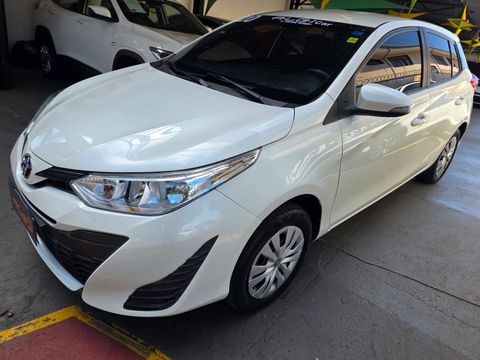 Toyota YARIS XL Live 1.3 Flex 16V 5p Aut.