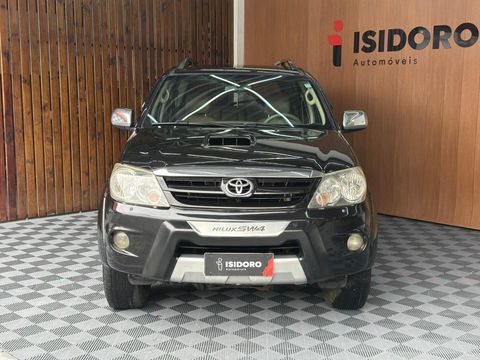 Toyota Hilux SW4 SRV D4-D 4x4 3.0 TDI Dies. Aut