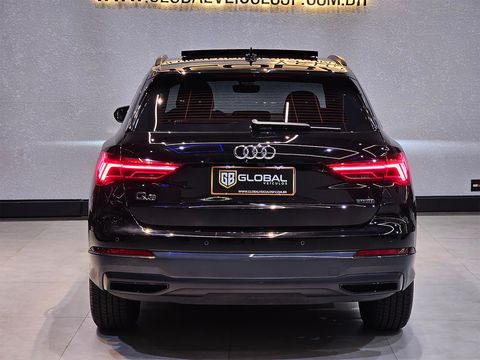 Audi Q3 Black Ed. 1.4 TFSI Flex/Black S-tron.