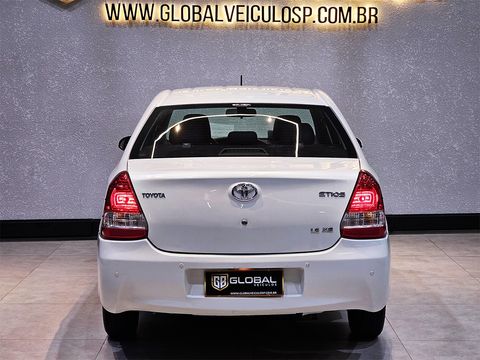 Toyota ETIOS XS Sedan 1.5 Flex 16V 4p Aut.