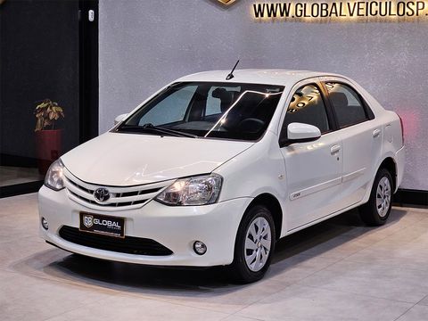 Toyota ETIOS XS Sedan 1.5 Flex 16V 4p Aut.