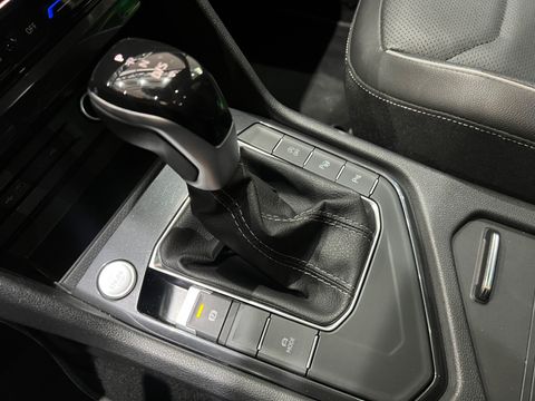 VolksWagen TIGUAN Allspac R-Line 300 TSI 2.0 