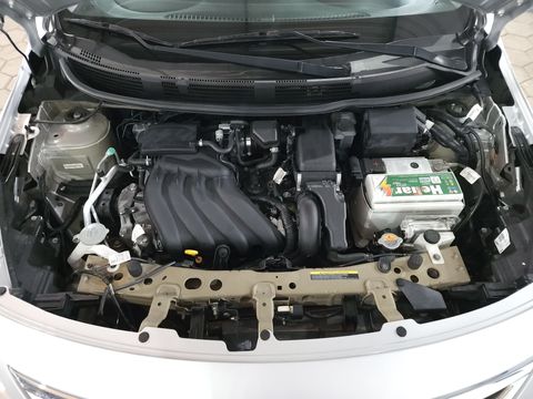 Nissan VERSA SV 1.6 16V FlexStart 4p Aut.