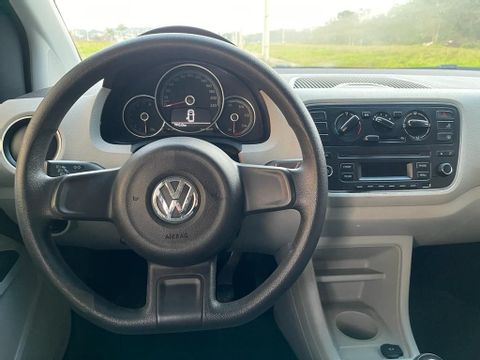 VolksWagen up! move 1.0 TSI Total Flex 12V 5p