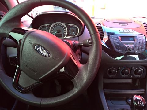 Ford Ka 1.5 SE/SE PLUS 16V Flex 5p