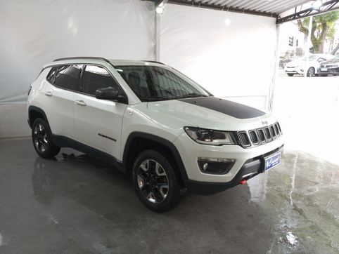 Foto do veiculo Jeep COMPASS TRAILHAWK 2.0 4x4 Dies. 16V Aut.