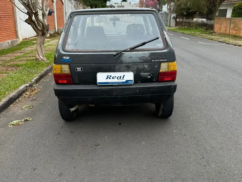 Fiat Uno Mille 1.0/i.e./electronic/brio 2p - Meu Carro Novo