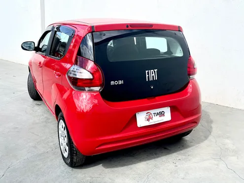Carro Fiat Mobi 1.0 LIKE FIRE FLEX . Vermelho usado 2018 em