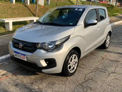 Comprar Hatch Fiat Mobi 1.0 4P Flex Drive Fire Fly Preto 2018 em