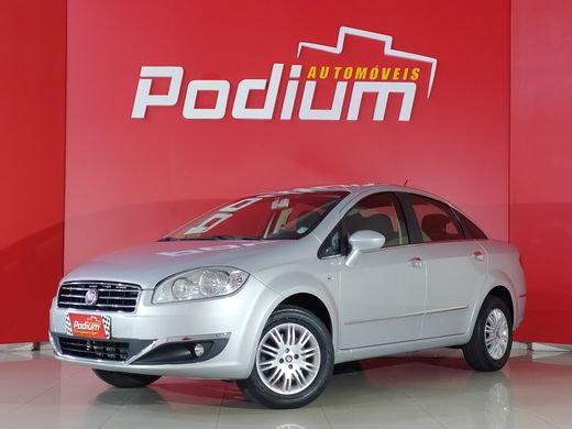 Fiat LINEA ESSENCE 1.8 Flex 16V 4p