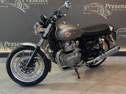 Royal Enfield Interceptor 650 Custom 