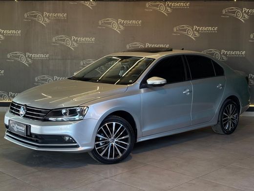 VolksWagen JETTA Comfortline 1.4 TSI 16V 4p Aut.