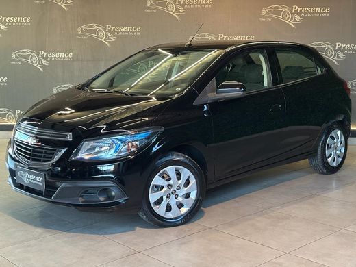 Chevrolet ONIX HATCH LT 1.4 8V FlexPower 5p Mec.