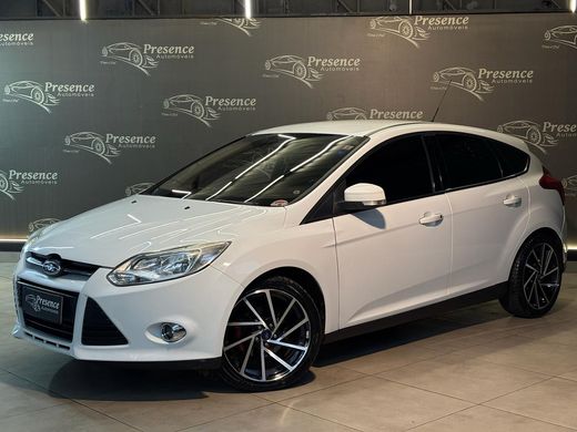 Ford Focus 2.0 16V/SE/SE Plus Flex 5p Aut.