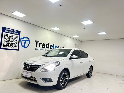 Nissan VERSA SL 1.6 16V FlexStart 4p Aut.