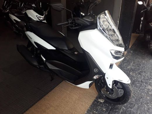 YAMAHA NMAX 160