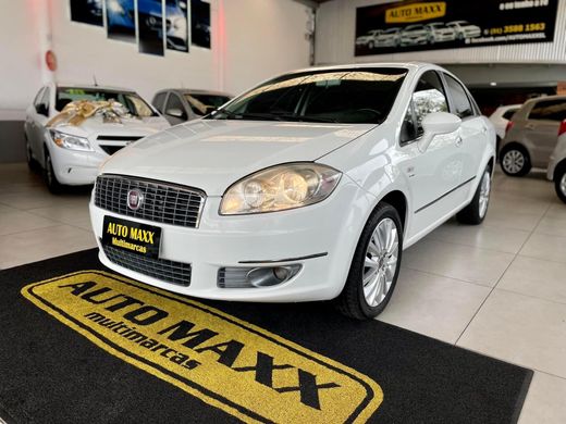 Fiat LINEA ESSENCE Dualogic 1.8 Flex 16V 4p