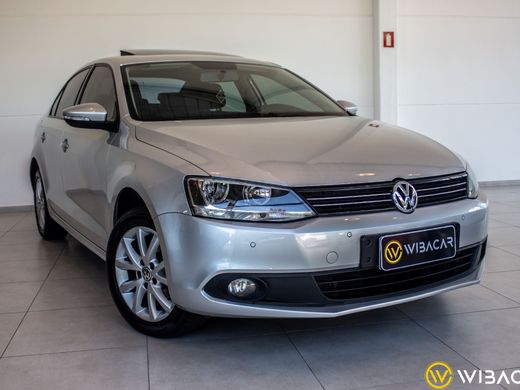 VolksWagen JETTA Comfortline 2.0 T.Flex 8V 4p Tipt.