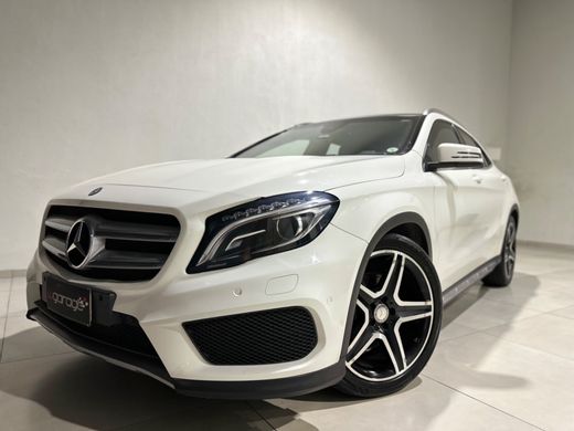 Mercedes GLA 250 Sport 2.0 TB 16V 4x2  211cv Aut.