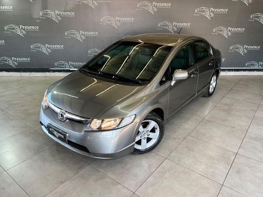 Honda Civic Sedan LXS 1.8/1.8 Flex 16V Aut. 4p