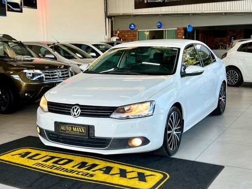 VolksWagen JETTA Highline 2.0 TSI 16V 4p Tiptronic