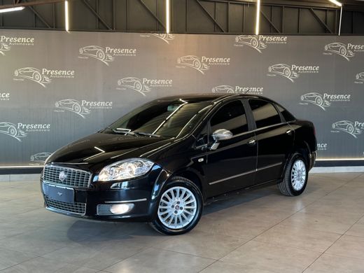 Fiat LINEA LX 1.9/ 1.8 Flex 16V 4p