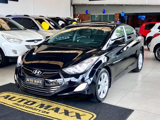 Hyundai Elantra GLS 1.8 16V Aut.