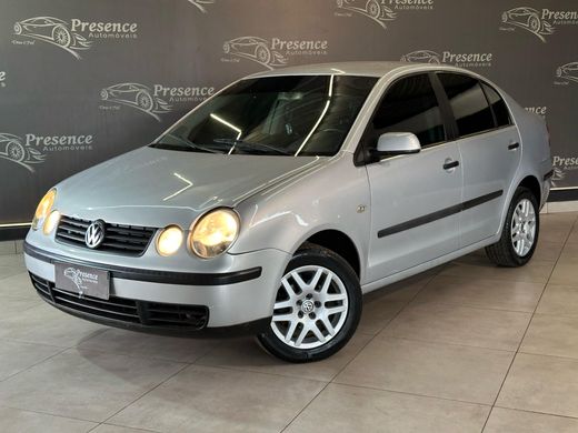 VolksWagen Polo Sedan 1.6 Mi 101cv 8V 4p