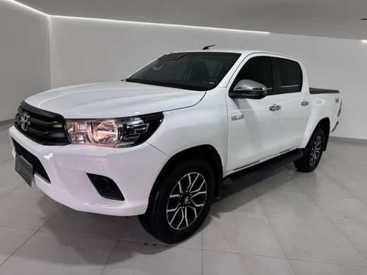 Toyota Hilux CD 4x4 2.8 Diesel Mec.