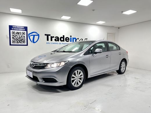 Honda Civic Sedan LXS 1.8/1.8 Flex 16V Aut. 4p