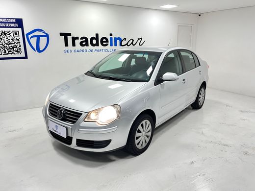 VolksWagen Polo Sedan 1.6 Mi Total Flex 8V 4p