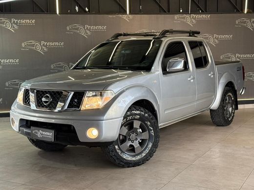 Nissan Frontier LE CD 4x4 2.5 TB Diesel Mec.