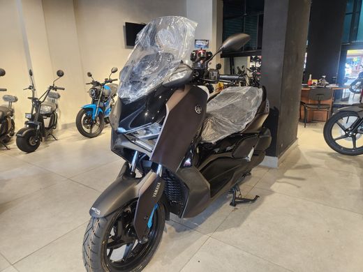  XMAX 300 CONNECT 