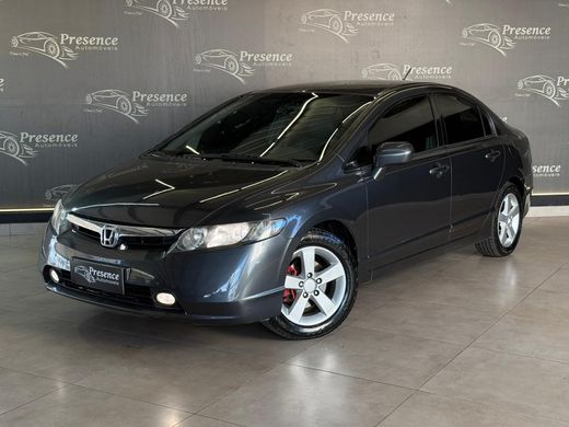 Honda Civic Sedan LXS 1.8/1.8 Flex 16V Aut. 4p