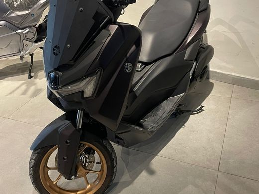 YAMAHA NMAX Connected 160 ABS